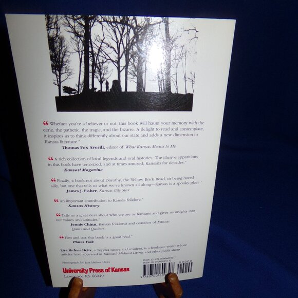 Haunted Kansas: Ghost Stories & More - Lisa Hefner Heitz - Softcover Book - 1997 - Picture 2 of 6
